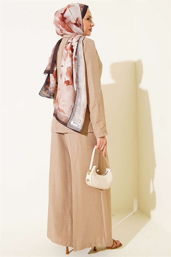 2 Piece Set with Straw Belted Jacket and Latte
