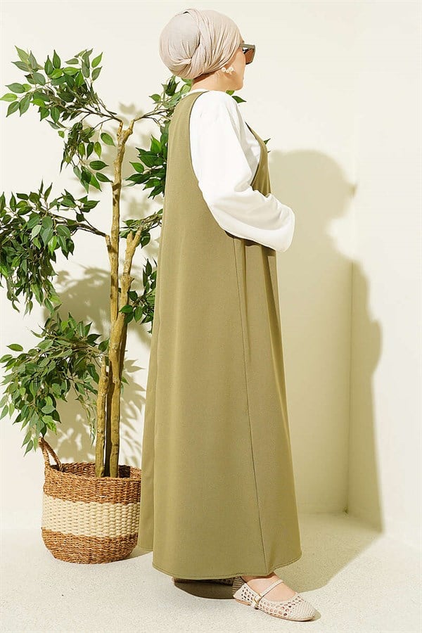 Sleveless 2 Piece Set in Light Green