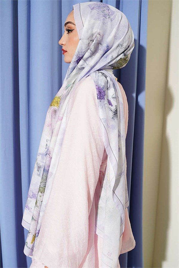 Fine Line Detail Floral Scarf Light Lilac