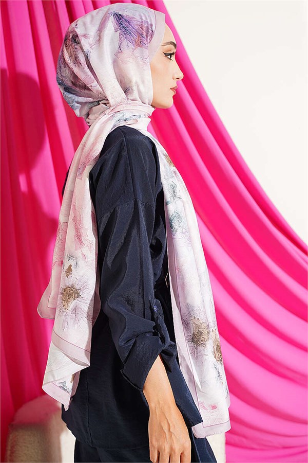 Fine Line Detail Floral Scarf Powder Pink