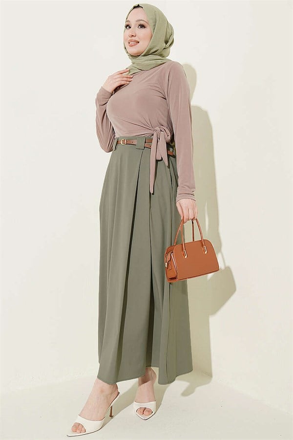 Thin Belted Pleated Skirt in Sage Green