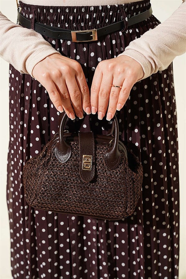 Thin Belted Polka Dot Chiffon Skirt in Brown