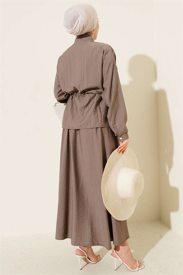 Pearl Flower Waist Tunnel Skirt 2 Piece Set in Mink Color