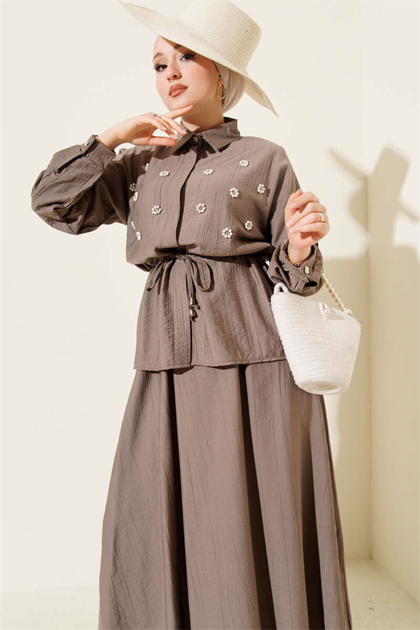 Pearl Flower Waist Tunnel Skirt 2 Piece Set in Mink Color