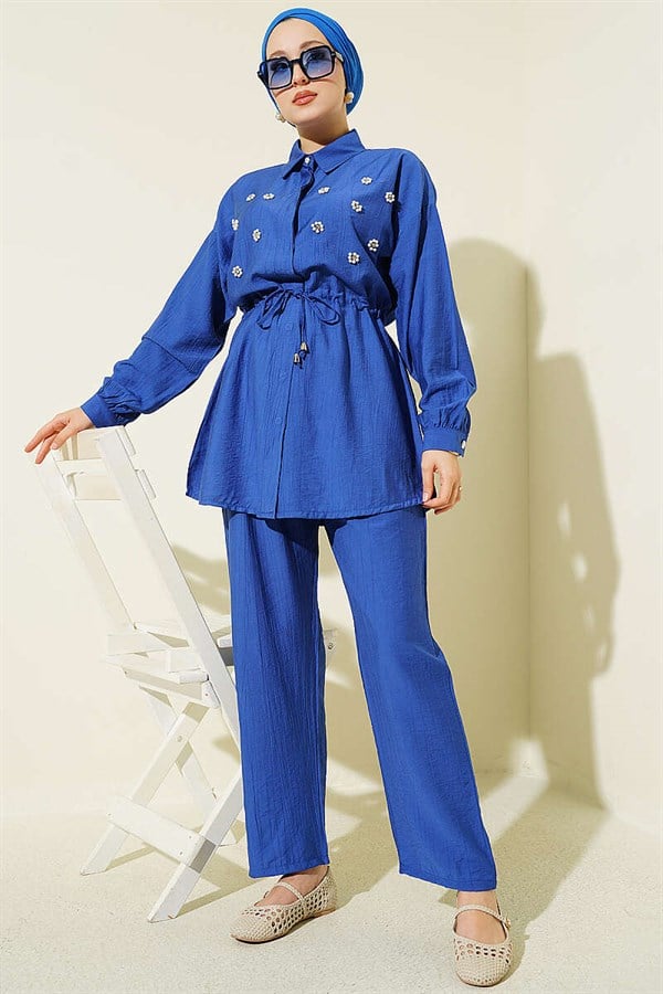 Pearl Flower Hidden Button 2 Piece Set