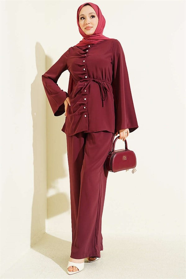 Pearl Button Detail 2 Piece Set in Burgundy