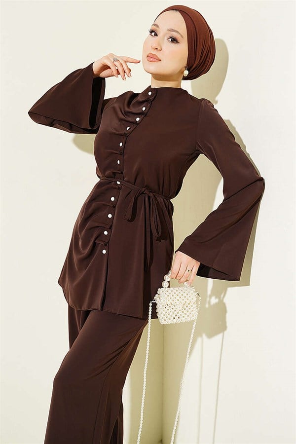 Pearl Button Detail 2 Piece Set in Coffee