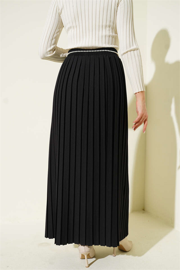 Pearl Belted Pleated Skirt Black