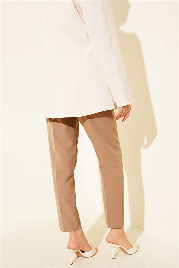 Beige Slim-Fit Trousers with Drawstring Detail and Elastic Waistband