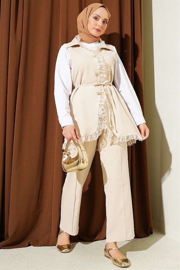 Beige 2 Piece Set with Lace Vest and Belt