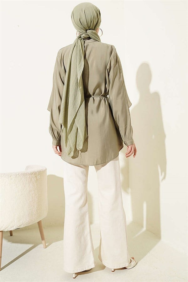 Drawstring Sleeve Cape Shirt in Light Green