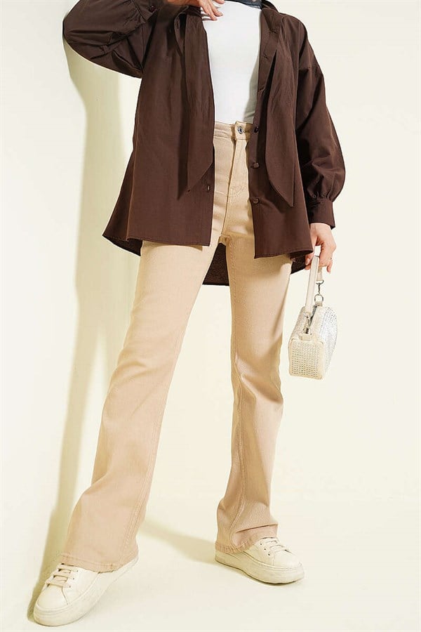 Spanish Button-Down Jeans, Beige