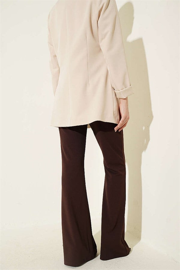 Spanish-style flared belted fabric trousers, brown.