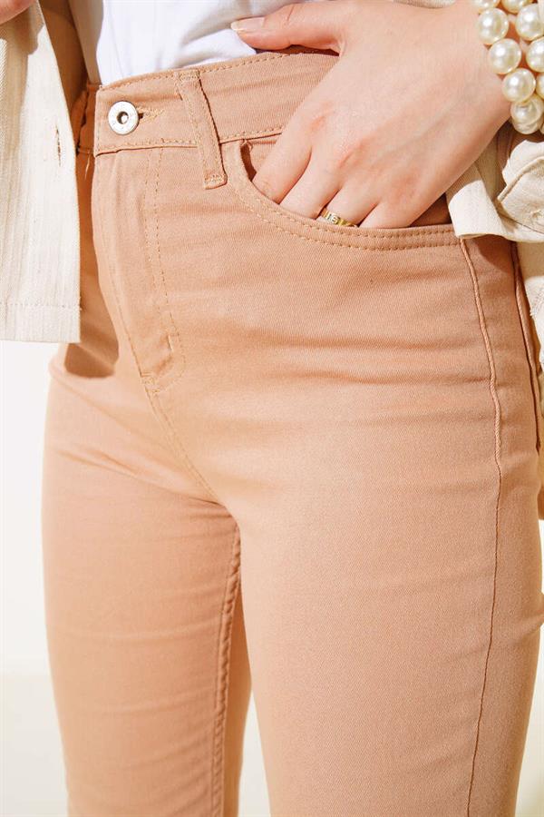 High Waisted Camel Jeans with Bell Bottoms