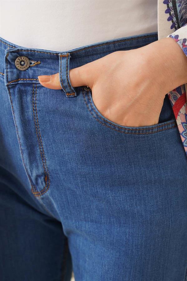 Spanish Leg High Waist Mid Rise Denim Jeans