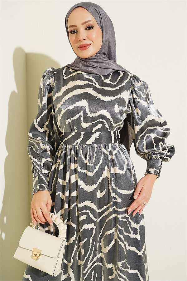 Jacquard Sleeve Pleated Dress Black