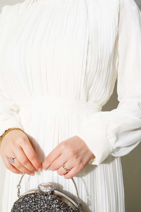 Janjan Pleated Dress Ecru