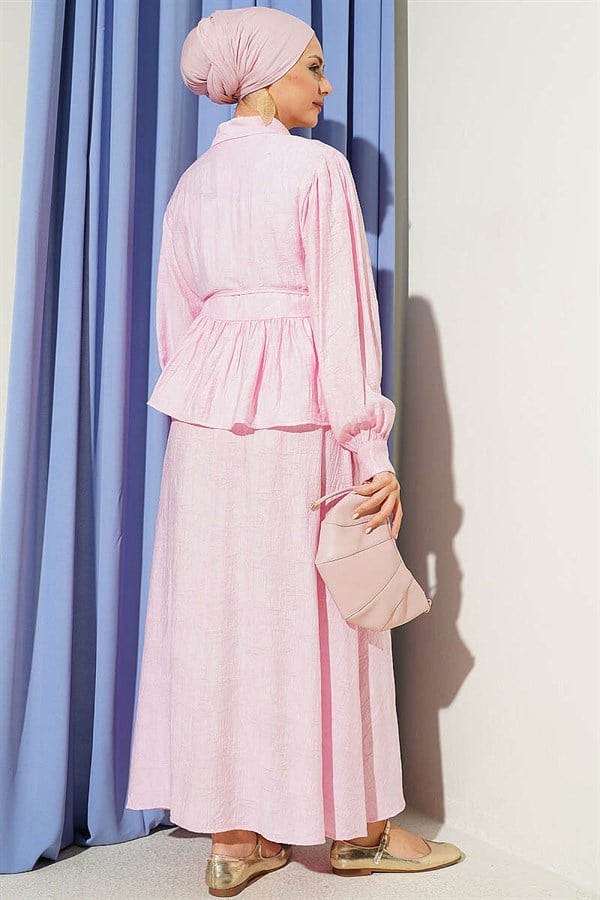 Embossed Patterned Tie Belt Skirt 2 Piece Set Pink