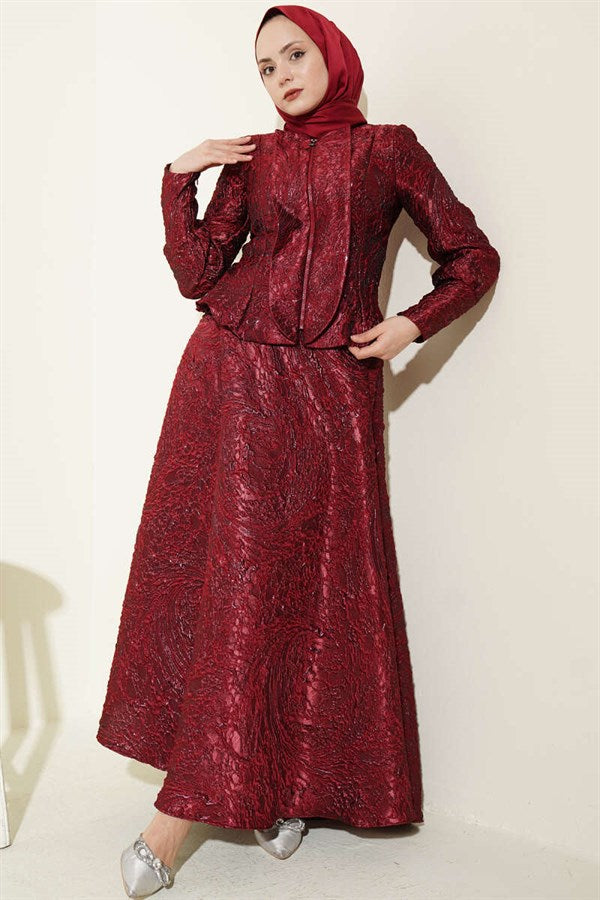 Embossed Jacquard Skirt 2 Piece Set in Burgundy