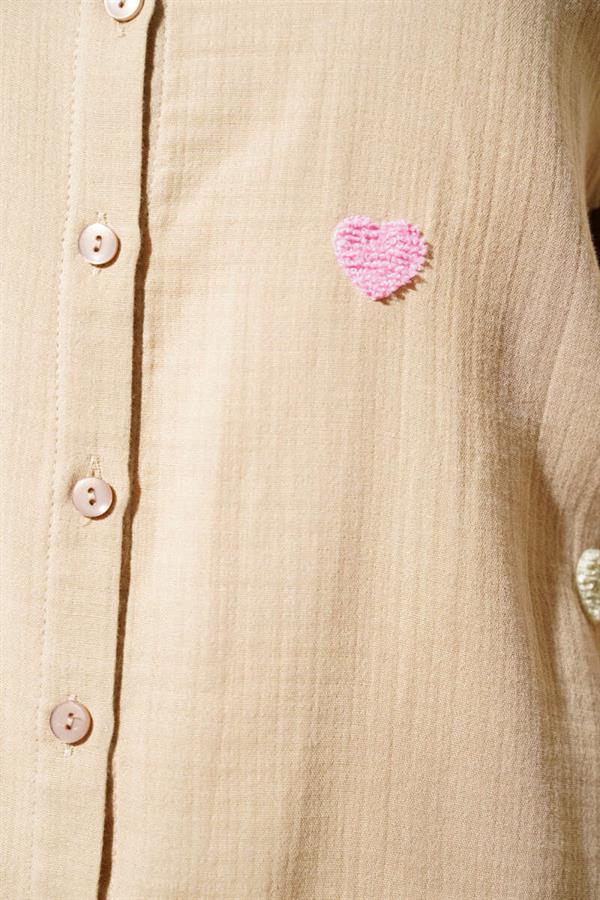 Heart Embroidered Linen Shirt Latte