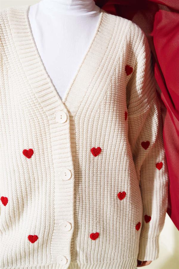 Heart Embroidered Knitted Cardigan Beige