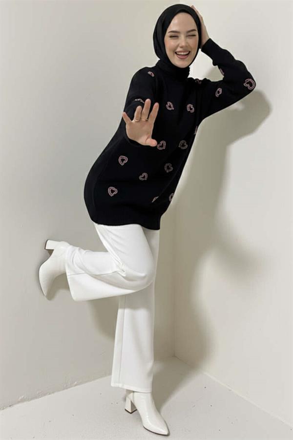 Heart Embroidered Knitwear Sweater Black