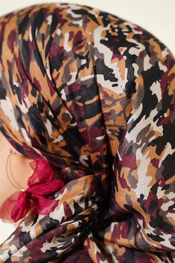 Camouflage Pattern Soft Scarf Black Latte