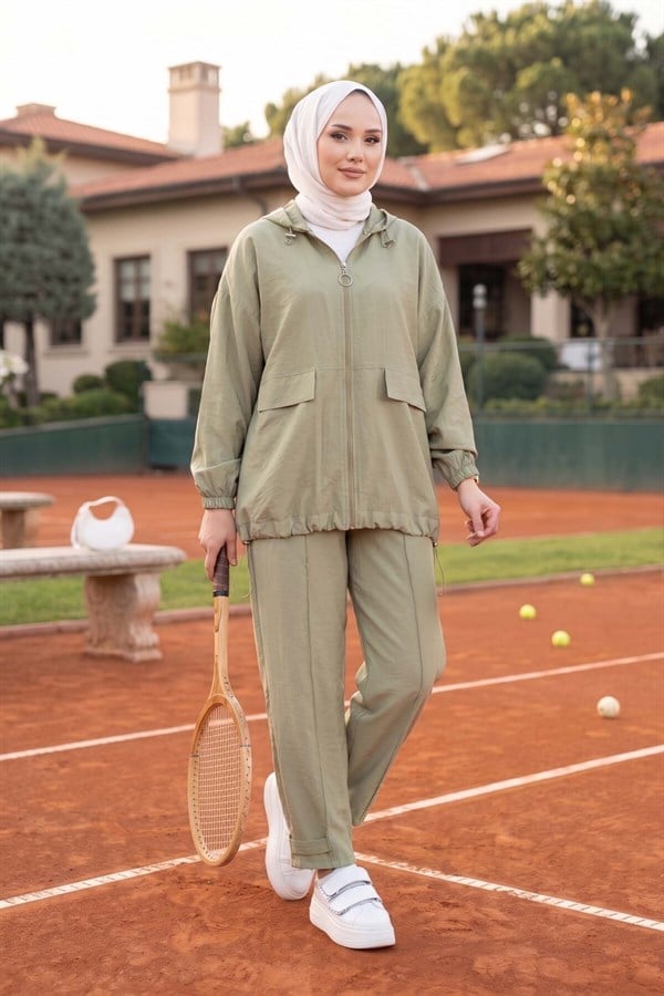 Hooded, Zip-Detailed, Loose-Fitting 2 Piece Set in Khaki