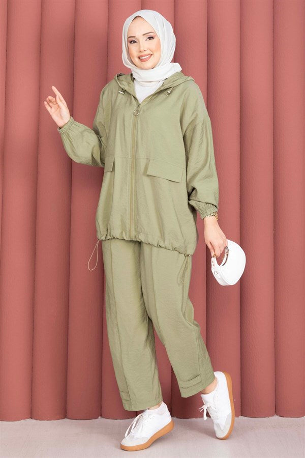 Hooded, Zip-Detailed, Loose-Fitting 2 Piece Set in Khaki