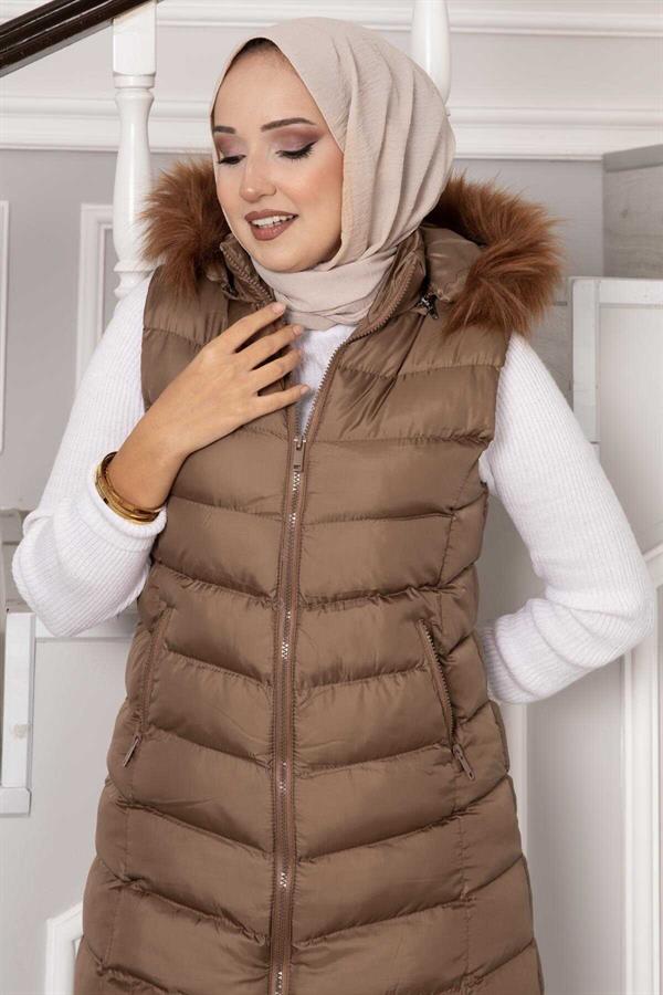 Hooded Puffer Vest Brown