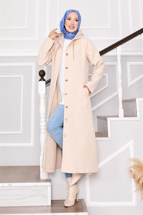 Quilted Coat with Hood and Pocket Details