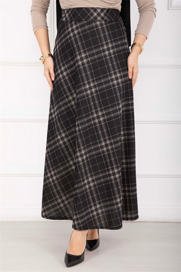 Plaid Scuba Skirt Black