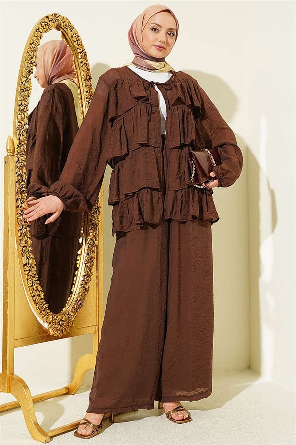 Layered Ruffled 2 Piece Set in Coffee Color