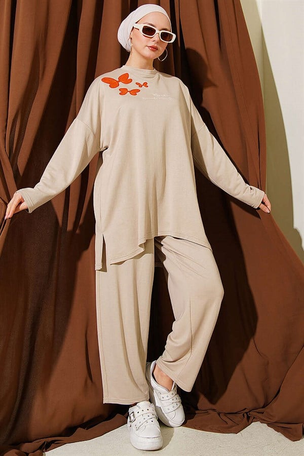 Butterfly Embroidered 2 Piece Set, Beige