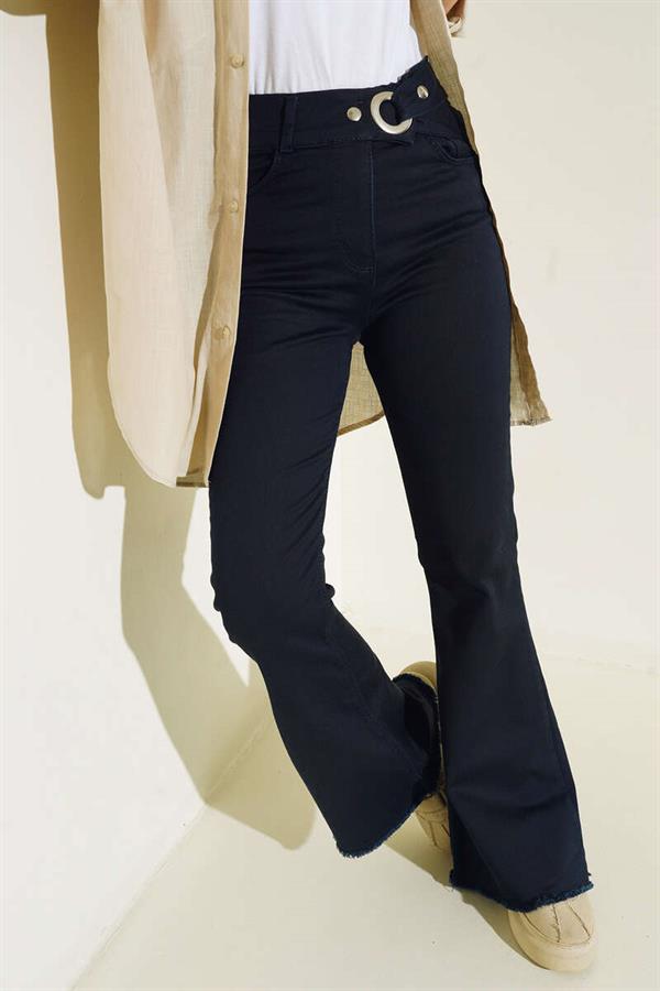 Belted Bell-bottomed Jeans in Dark Blue