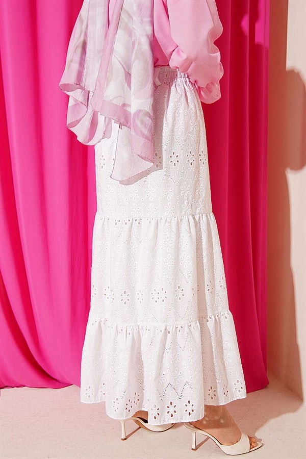 Belted Embroidered Layered Skirt White