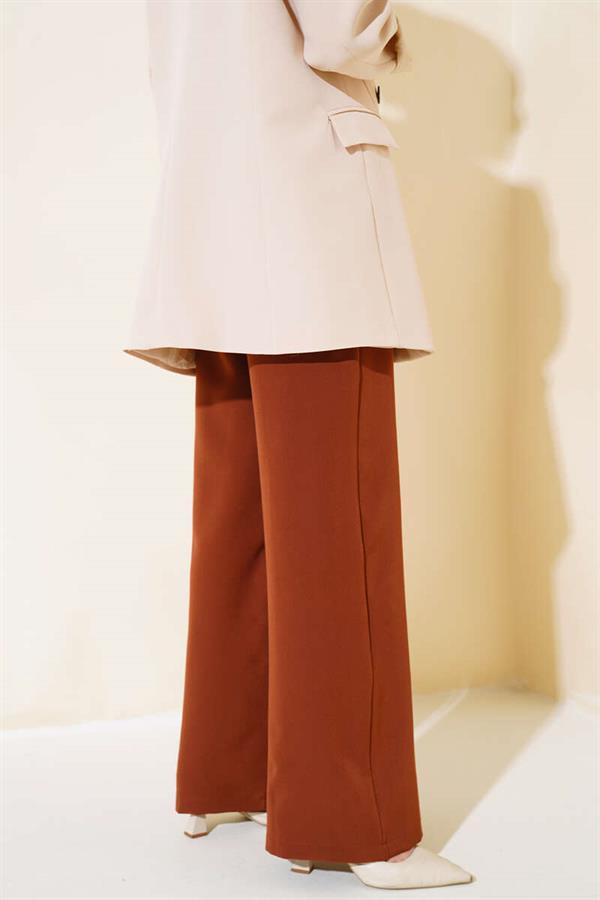 Belted and Striped Casual Trousers Brown