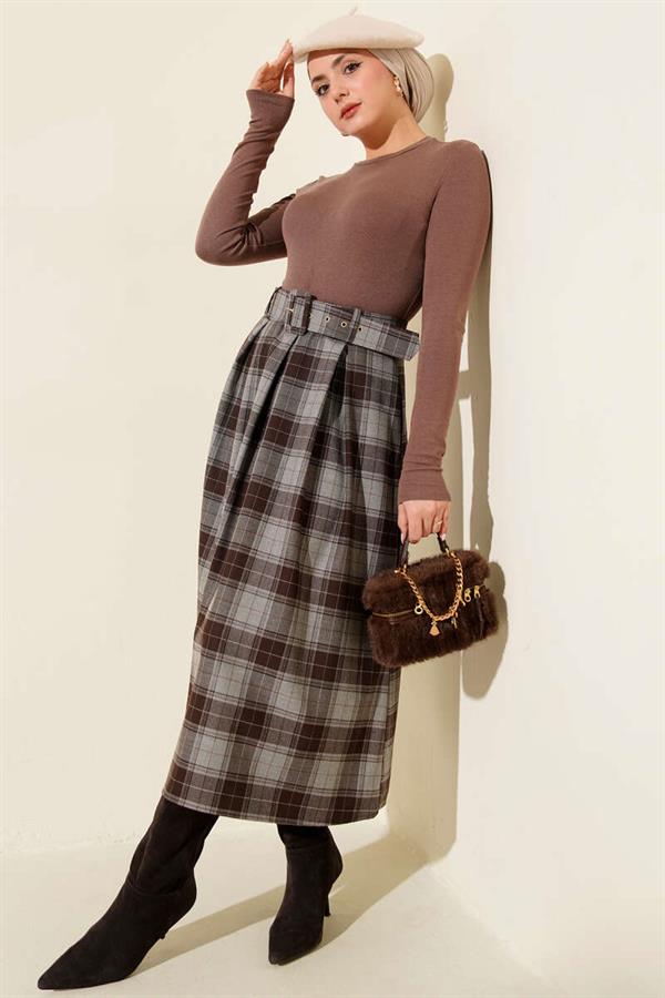 Belted Plaid Skirt with Darts, Grey