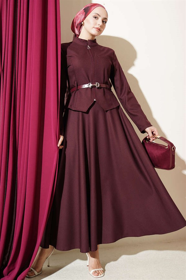 Belted Zippered Basic Skirt 2 Piece Set in Burgundy
