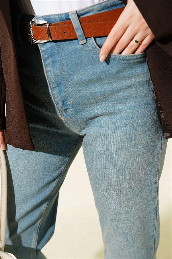 Belted Mom Jeans Pants Light Tint