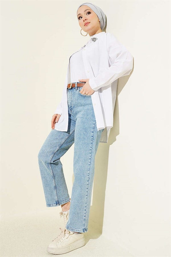 Belted Mom Jeans Pants for Snow and Outdoors