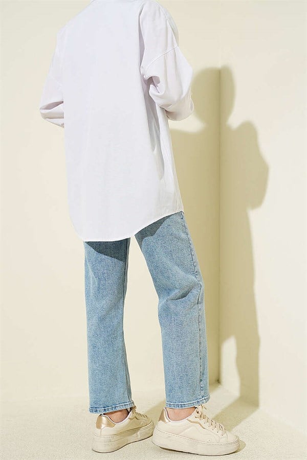 Belted Mom Jeans Pants for Snow and Outdoors