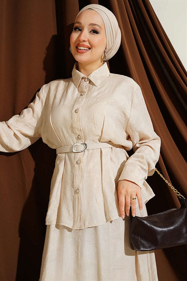 2 Piece Set with belted paisley patterned skirt, beige.