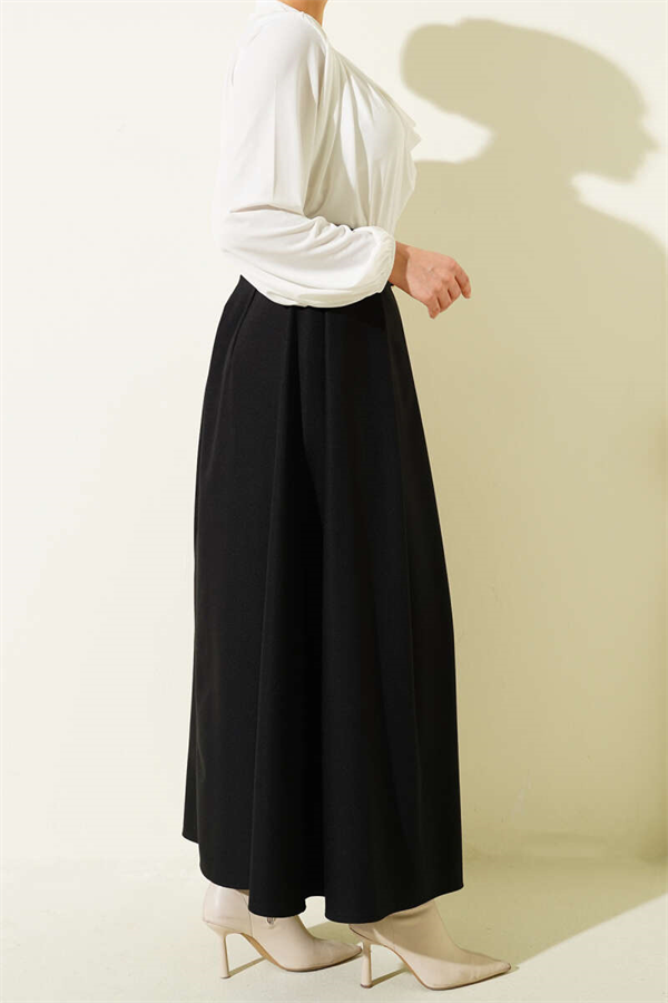 Belted Pleated Skirt, Black