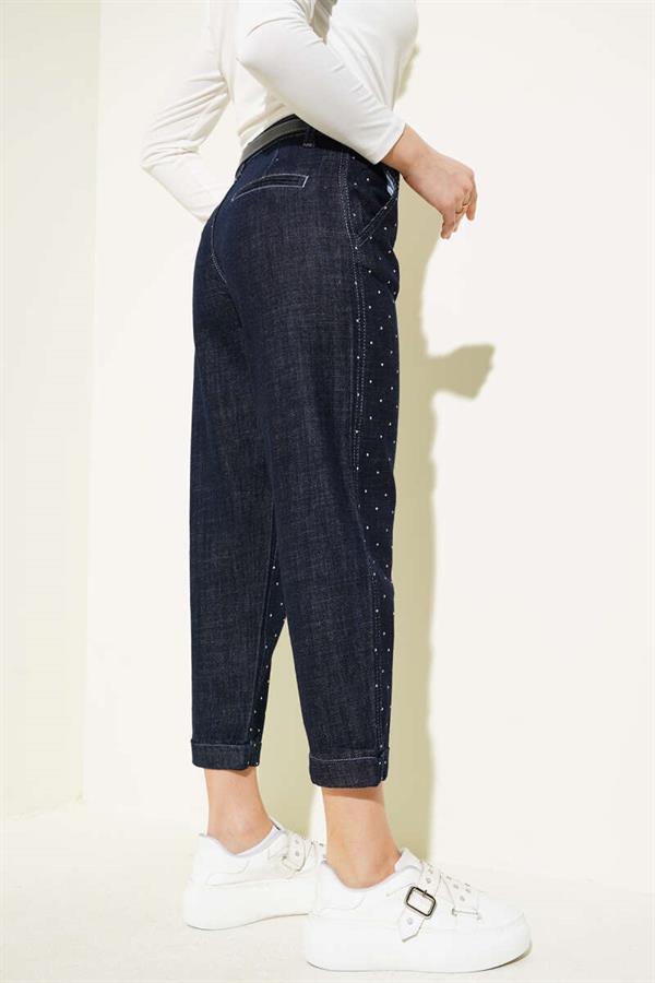 Belted Stone-Decorated Jeans Navy Blue