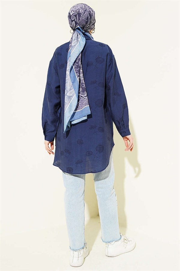 Self-patterned floral shirt, navy blue.