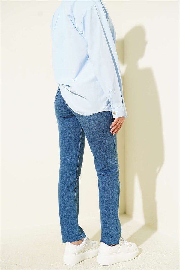 Cut Out Slim Fit Lycra Denim Jeans Blue