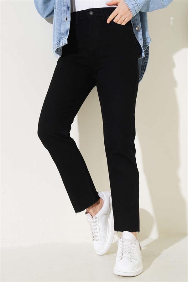 Skinny Cut Trousers Black