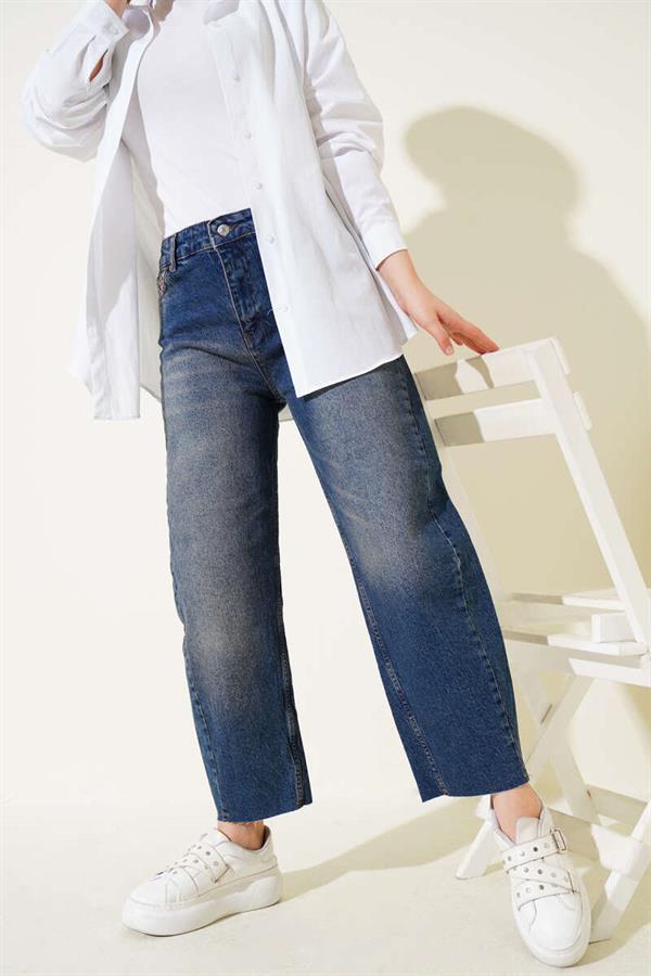 Cut-Ankle Baggy Fit Denim Trousers Tinted