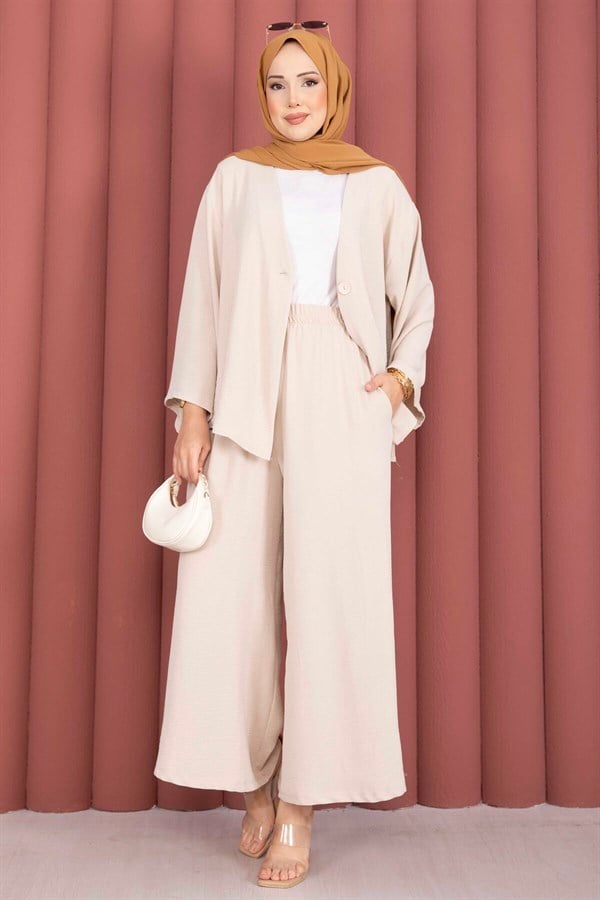 Loose-fitting summer hijab set with kimono, beige.